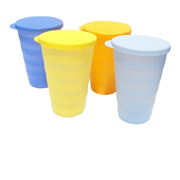 Tupperware Impressions 16 oz Tumblers with lids with straw holes NWT set of 4 - Picture 1 of 4